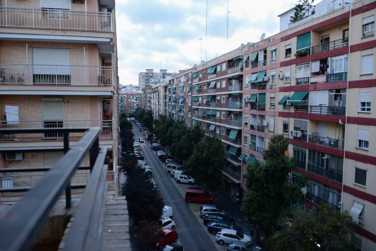 Piso En La Ciudad De Artes Apartman Valencia Kültér fotó